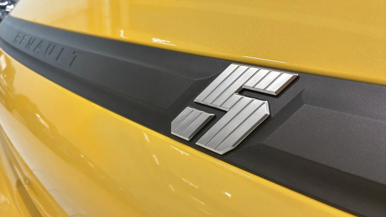 Vehicle image 21
