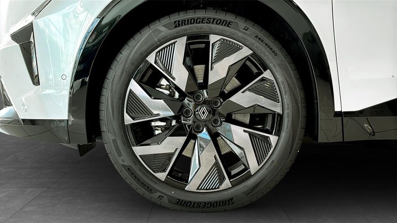 Renault Rafale bild 9