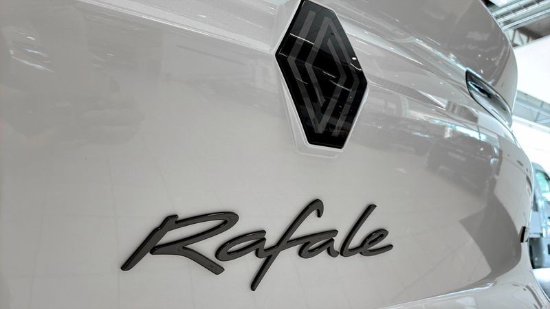 Renault Rafale bild 26