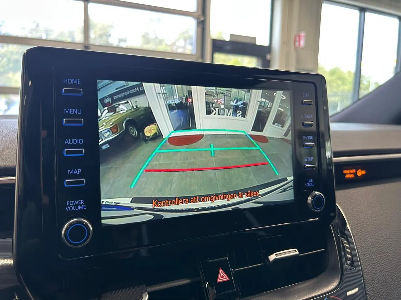 Vehicle image 20