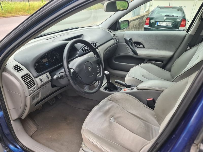 Renault Laguna bild 7