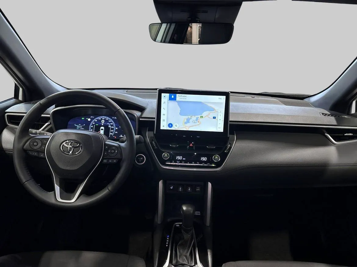 Vehicle image 11