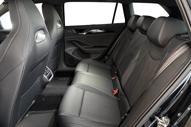 Volkswagen Passat bild 6