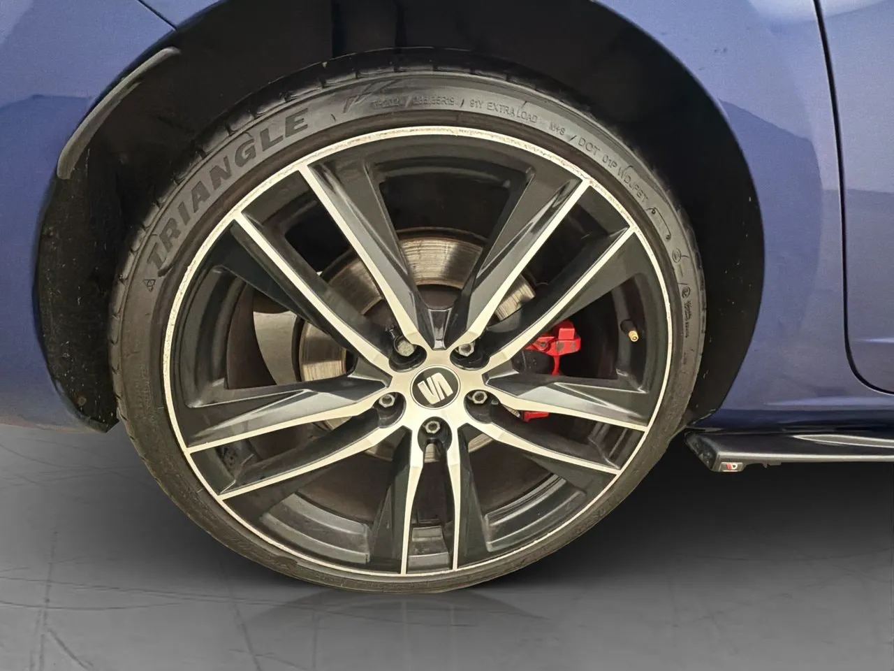 Vehicle image 31