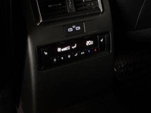 Mazda CX-80 bild 18