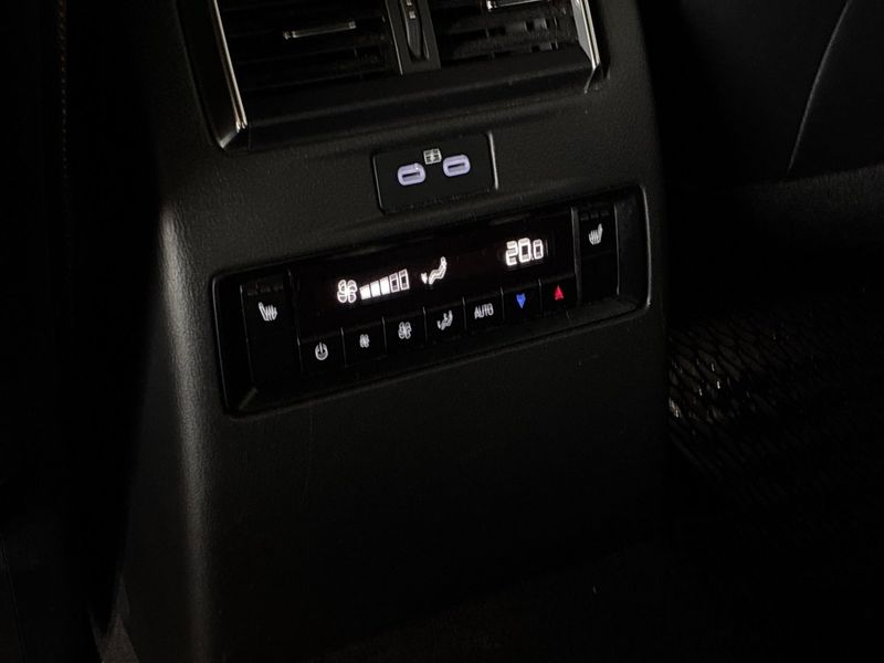 Mazda CX-80 bild 18