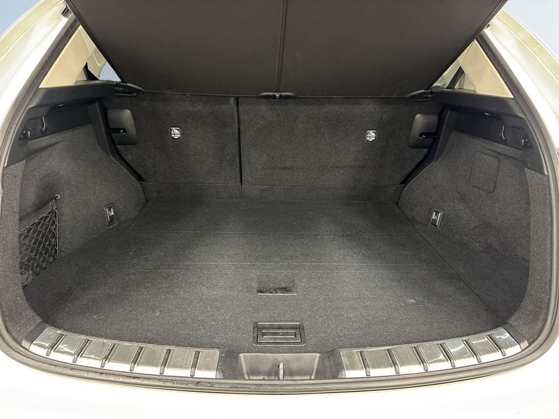 Lexus NX bild 12