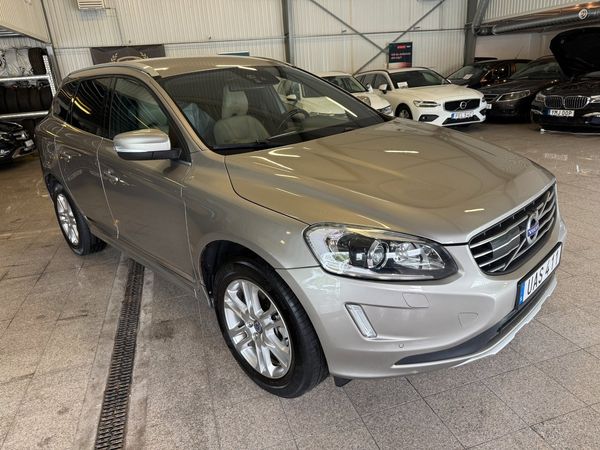 Volvo XC60 D4 AWD Automat 181hk Summum Business Navi VOC Drag - 2014