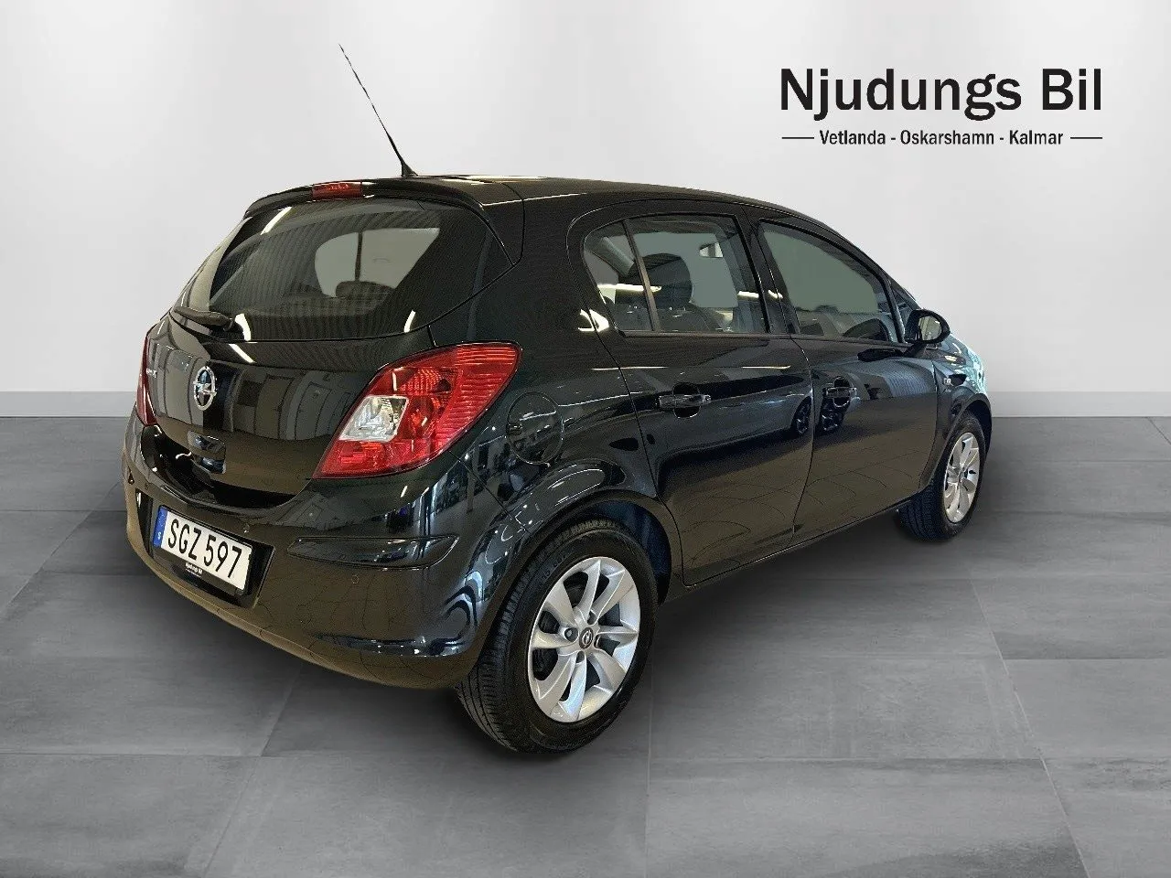 Vehicle image 2