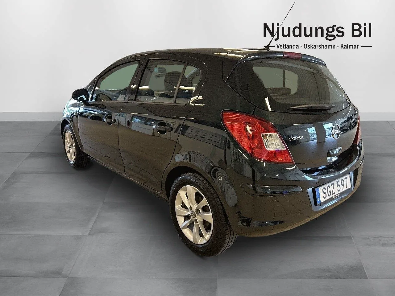 Vehicle image 1