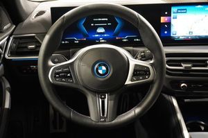 BMW i4 bild 11