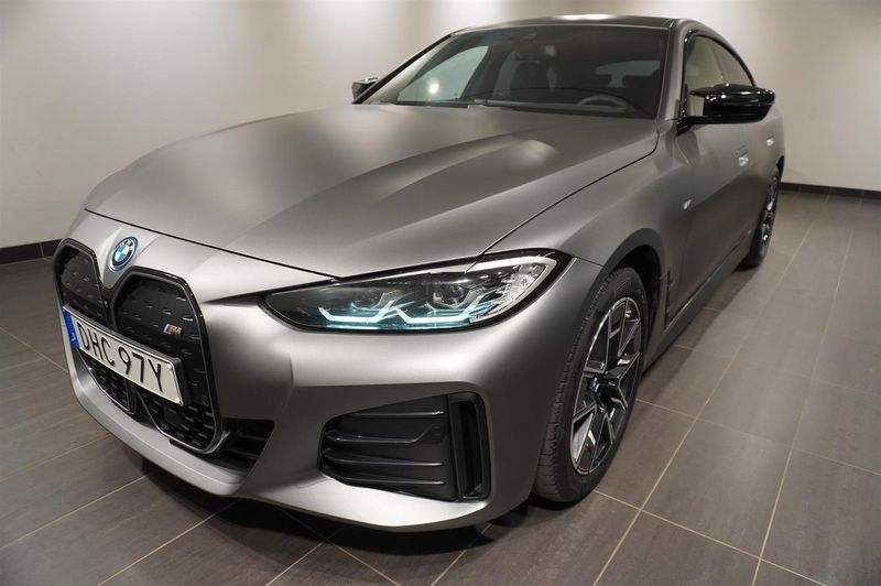 BMW i4 bild 16