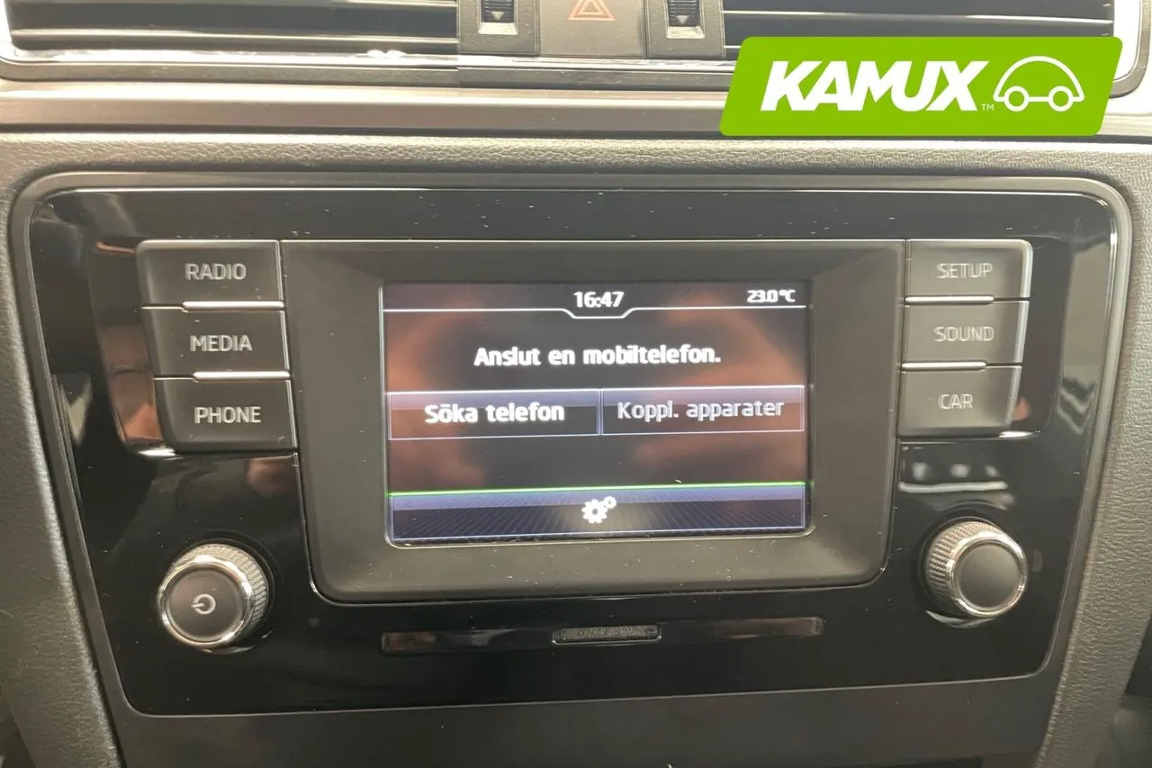 Vehicle image 22