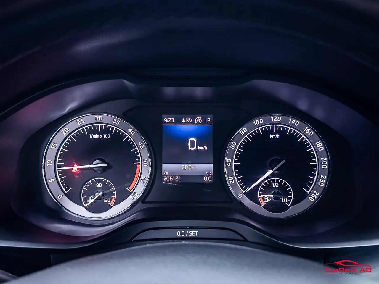 Vehicle image 20