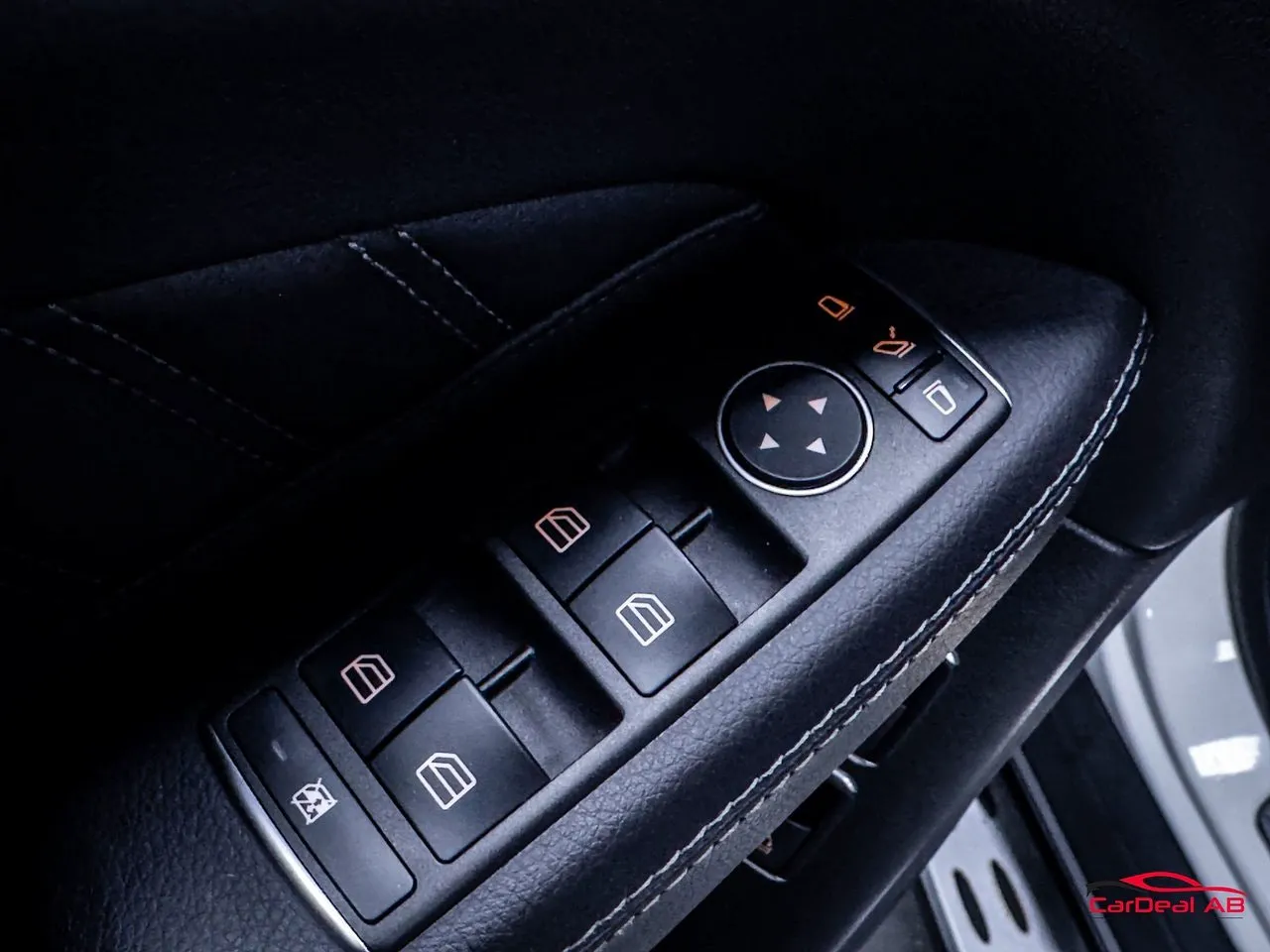 Vehicle image 36