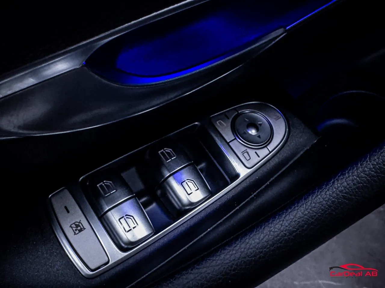 Vehicle image 31