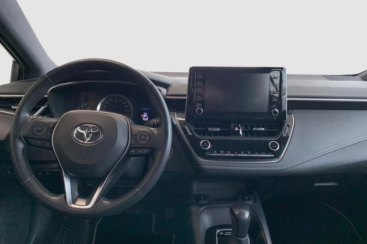 Vehicle image 8