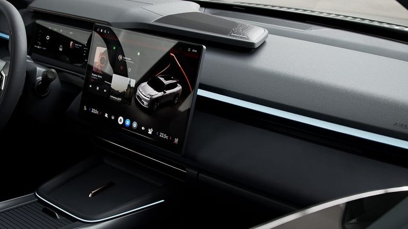 Lynk & Co 08 bild 18