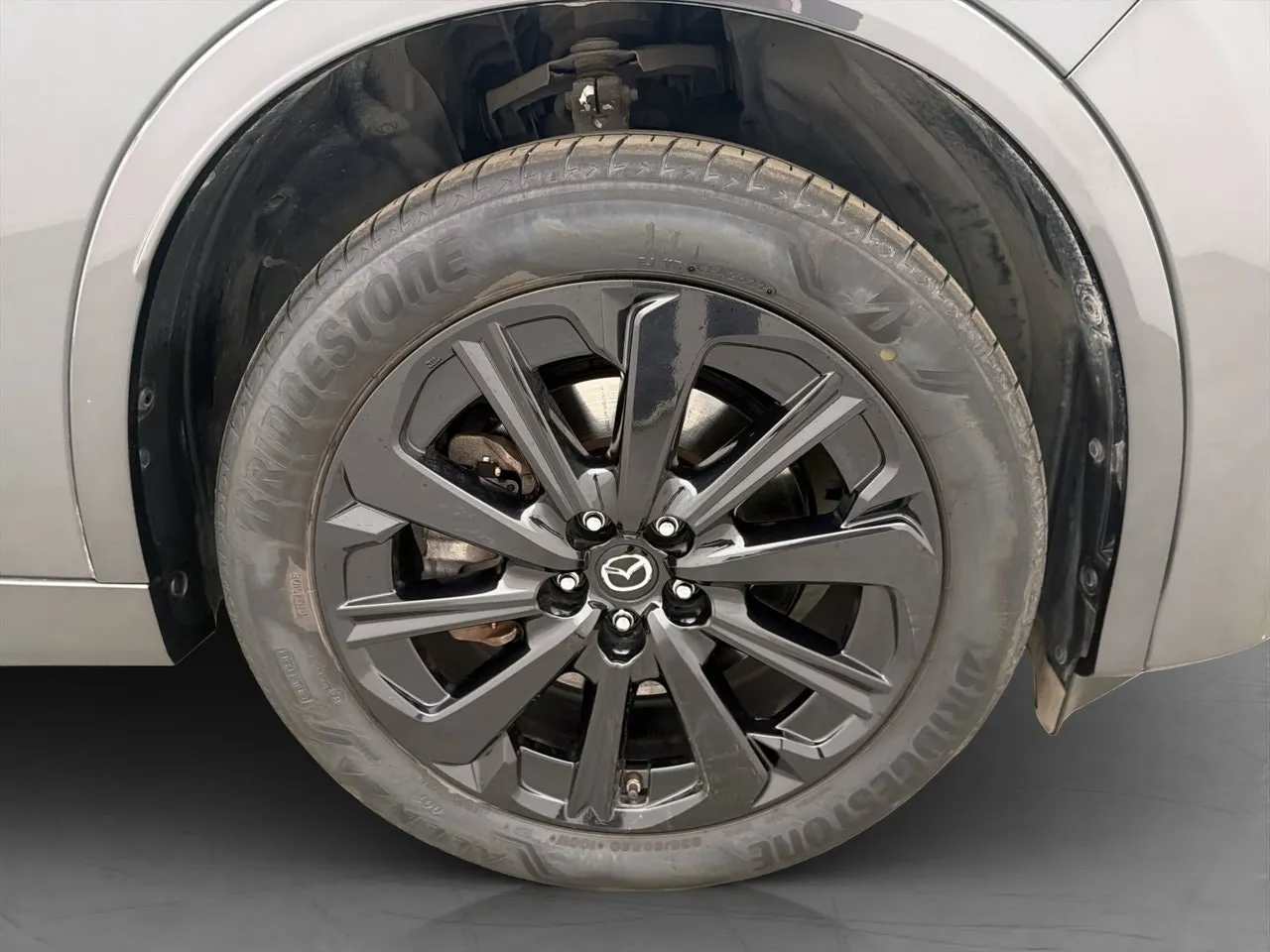 Vehicle image 33