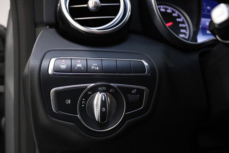 Mercedes C63 AMG bild 34