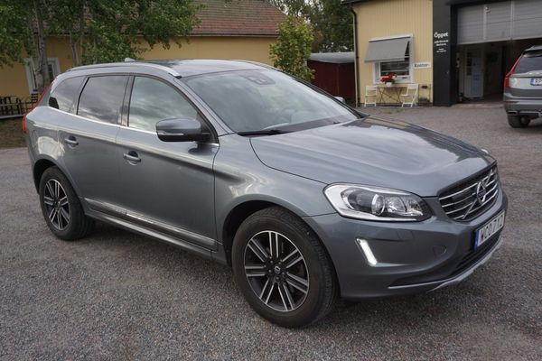 Volvo XC60 D4 AWD Aut Classic Summum 11400mil - 2017