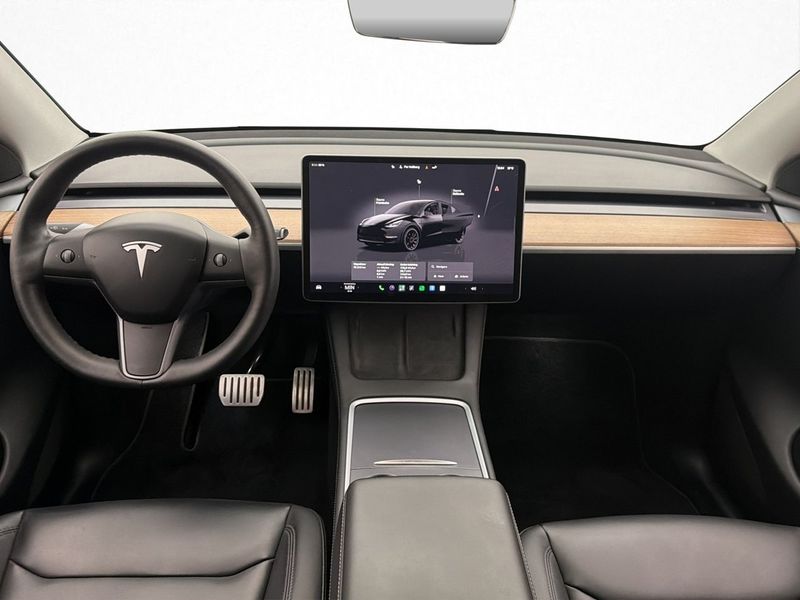 Tesla Model Y bild 17