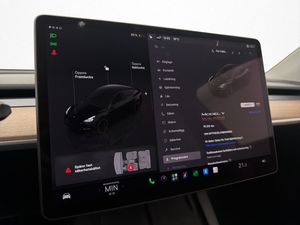 Tesla Model Y bild 24