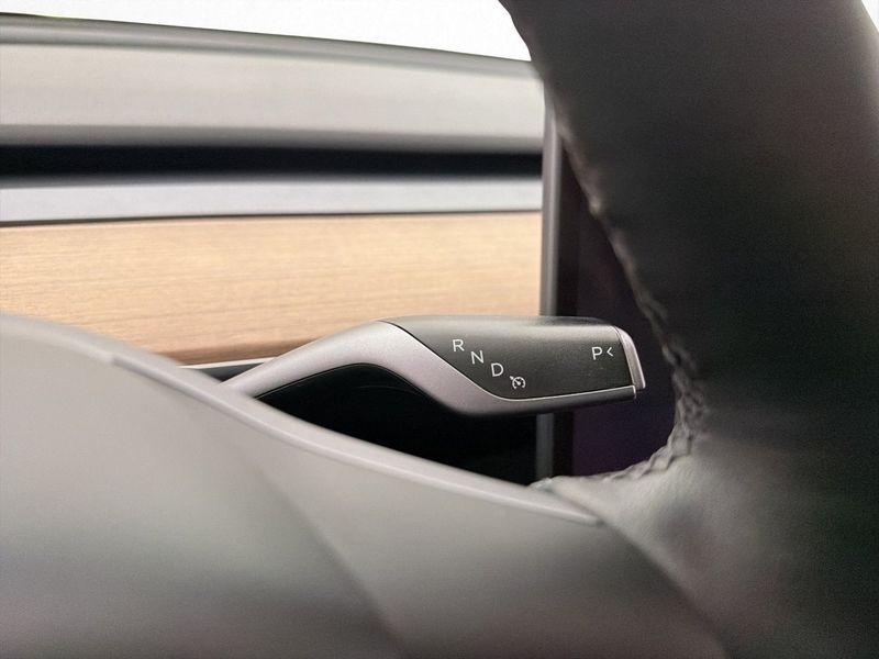 Tesla Model Y bild 20