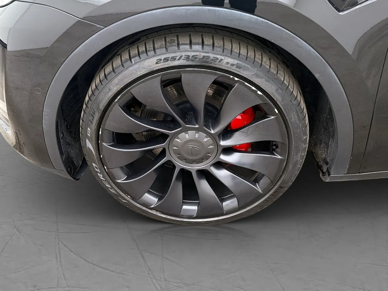 Vehicle image 32