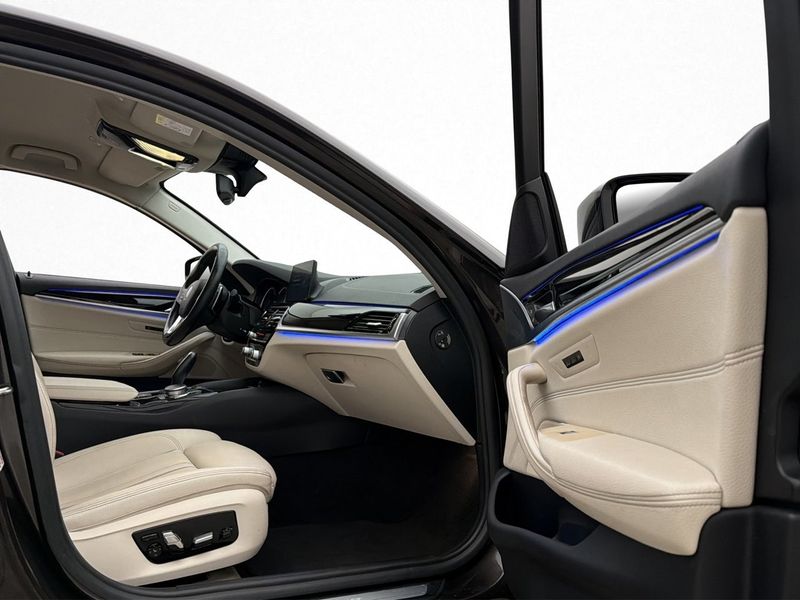 BMW 530 bild 30