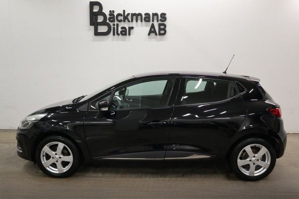 Renault Clio 1.2 73hk Expression Bluetooth Nav Farthållare P-Sensor - 2017
