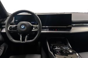 BMW 530 bild 8