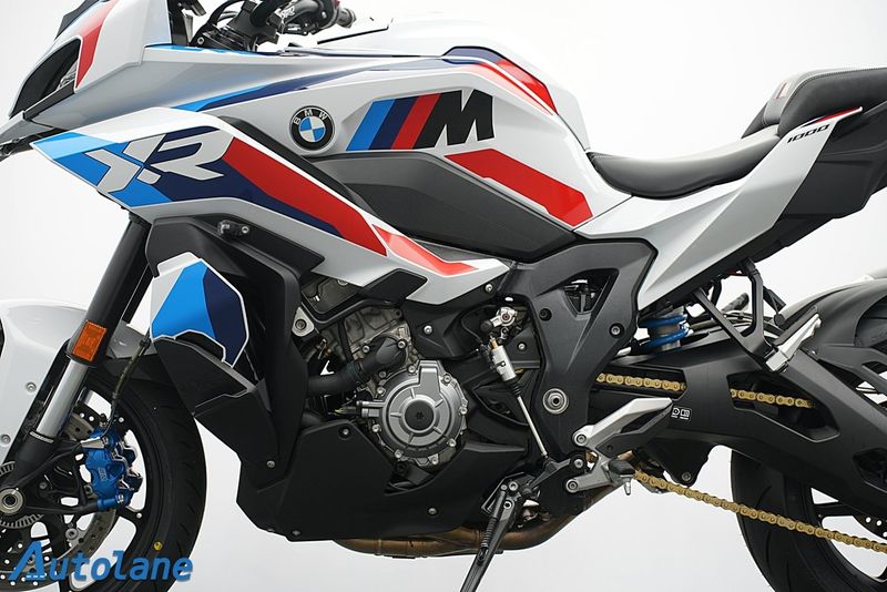 BMW M 1000 XR bild 14