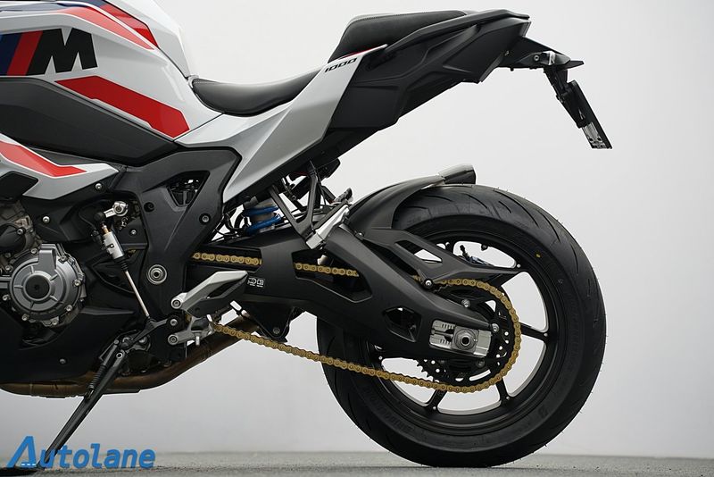 BMW M 1000 XR bild 15
