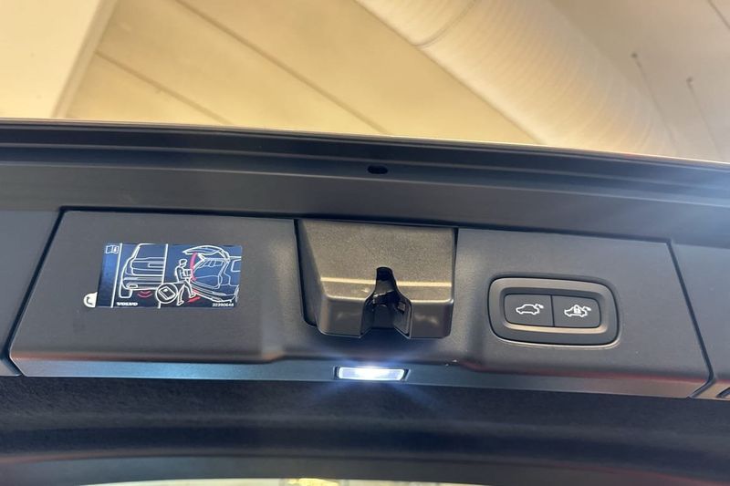 Volvo V90 bild 30
