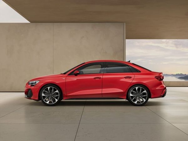 Audi A3 Sedan TFSI S line 110 kW S tronic - 2027