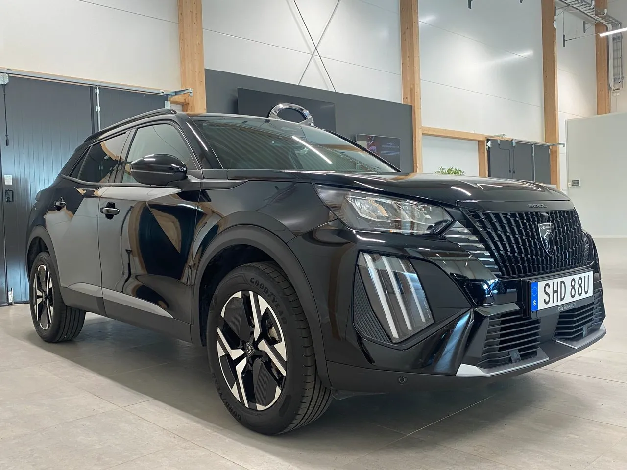 Vehicle image 1