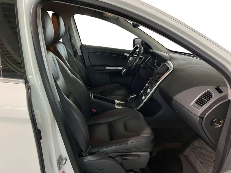 Volvo XC60 bild 4