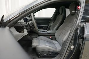 Porsche Taycan bild 11