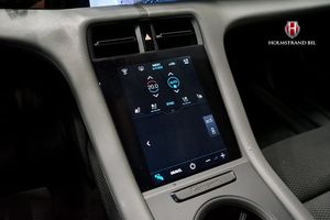 Porsche Taycan bild 25