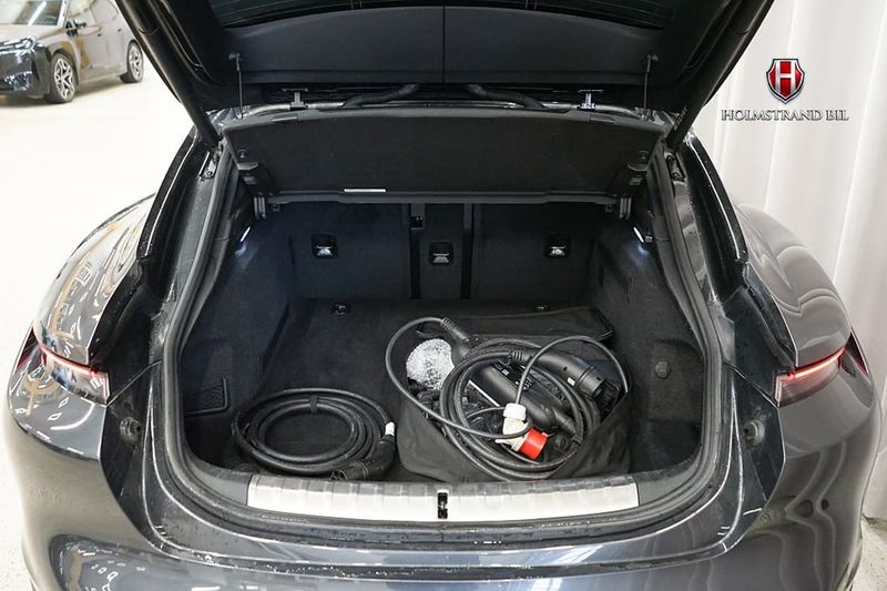 Porsche Taycan bild 30