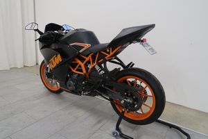 KTM RC 390 bild 3