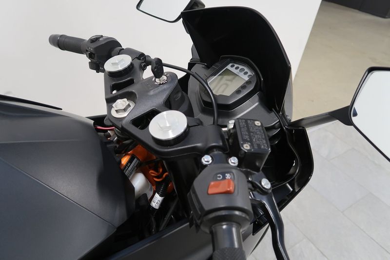 KTM RC 390 bild 9