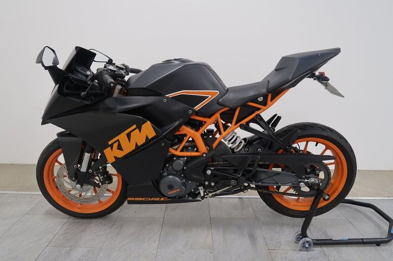 KTM RC 390 bild 4