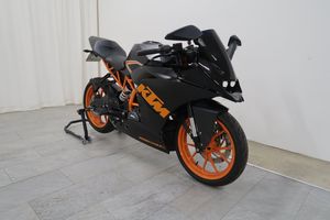 KTM RC 390 bild 2