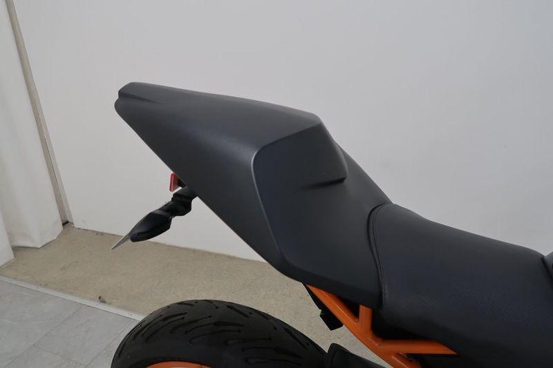 KTM RC 390 bild 13