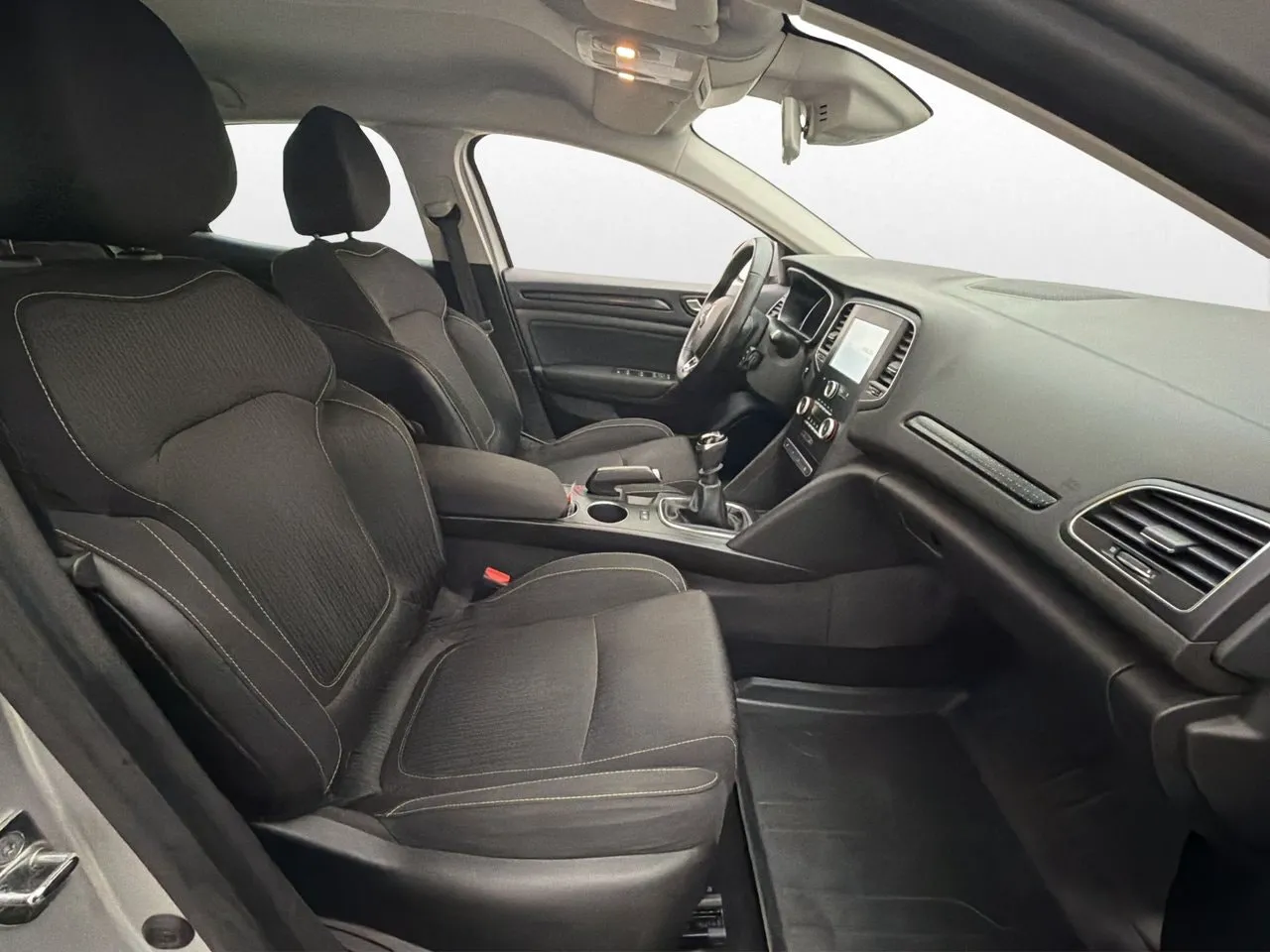 Vehicle image 21