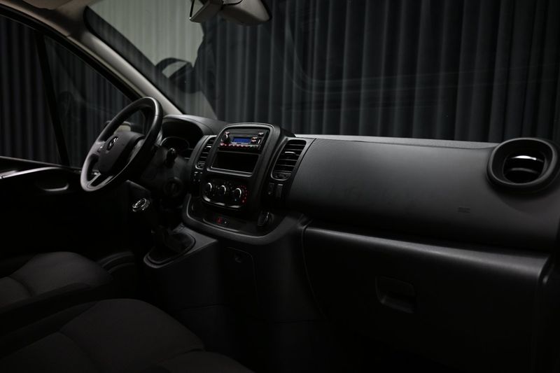 Renault Trafic bild 27