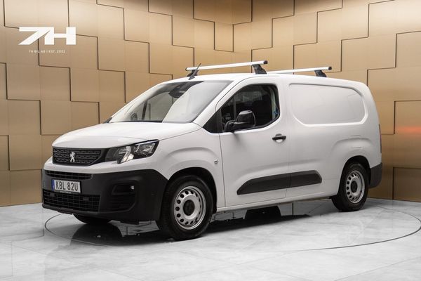 Peugeot e-Partner L2 / Dragkrok / Serviceinredning / 271km - 2022