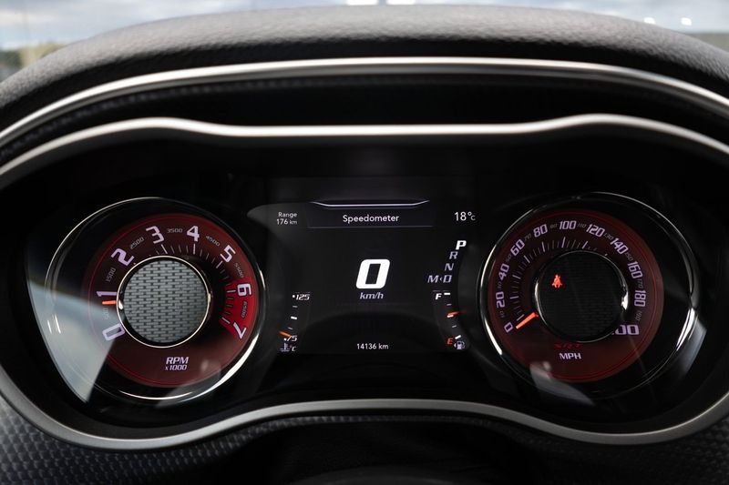 Dodge Challenger bild 11